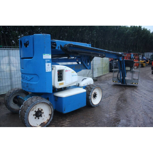 2011 نيفتيليفت HR15 NDE-44292124