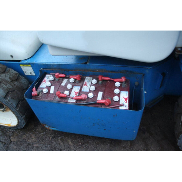 2011 نيفتيليفت HR15 NDE-44292130