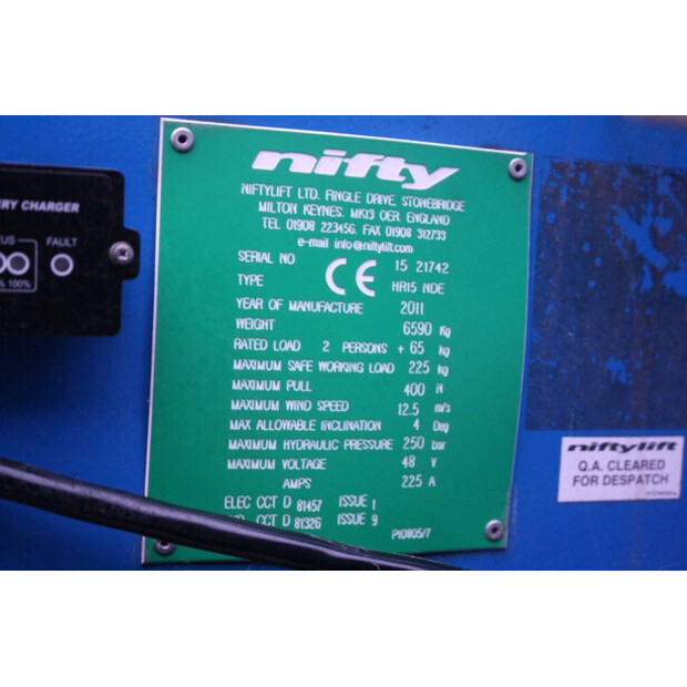 2011 نيفتيليفت HR15 NDE-44292132