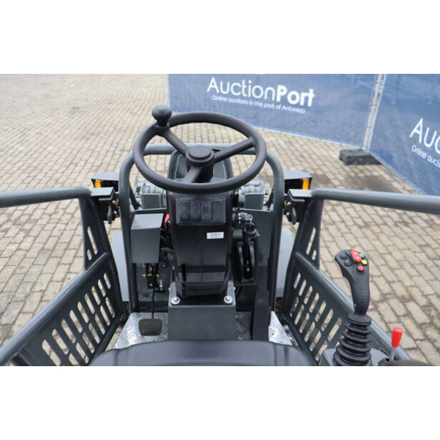 2025 WCM L1580e-44292282