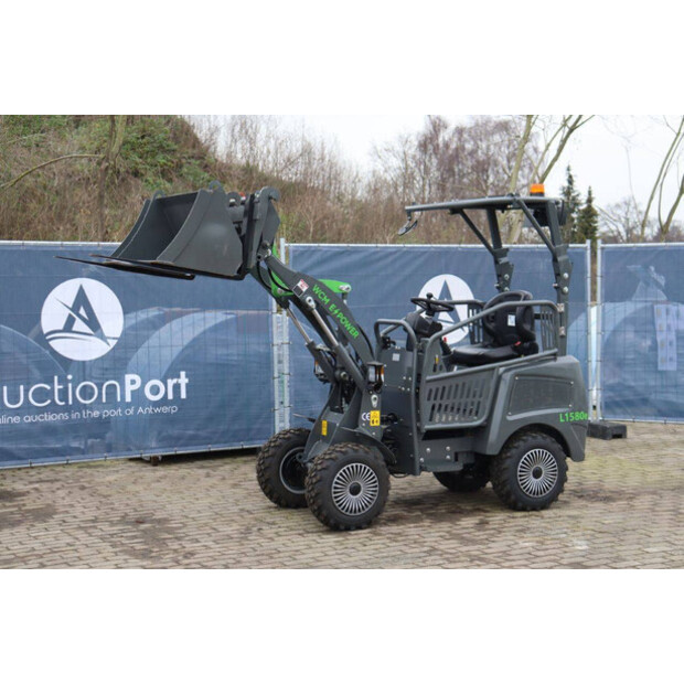 2025 WCM L1580e-44292292