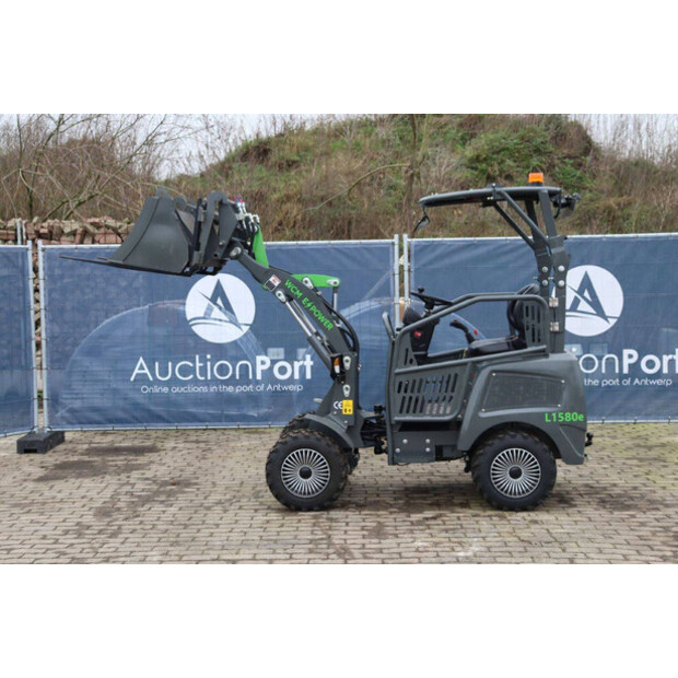 2025 WCM L1580e-44292293