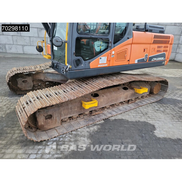 2016 Doosan DX255LC-5-44292473
