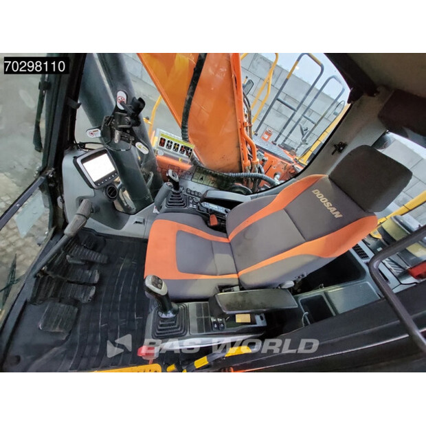2016 Doosan DX255LC-5-44292478
