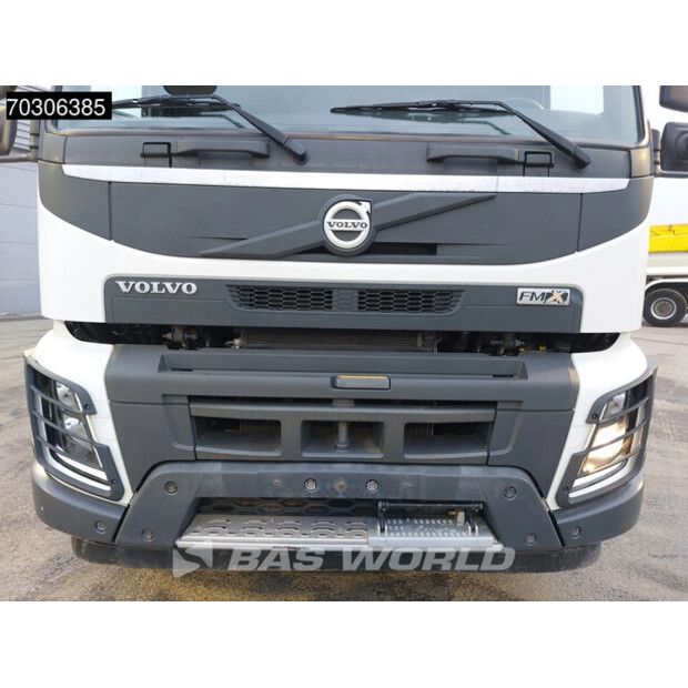 2018 فولفو FMX 460-44292500