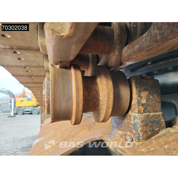 2019 Hitachi ZX210LC-6-44292830