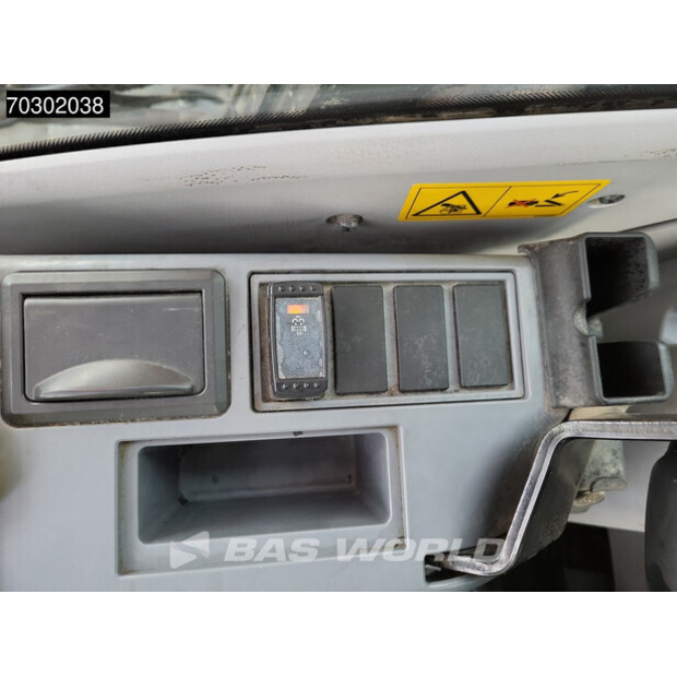 2019 Hitachi ZX210LC-6-44292841