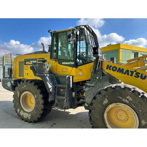 2020 Komatsu WA320-8EO-44302486
