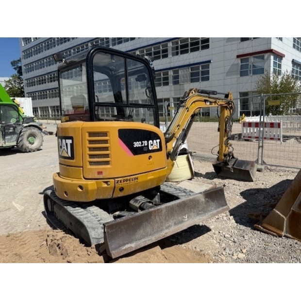 2017 Caterpillar 302.7D-44302644