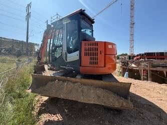 2013-hitachi-zx85us-3-44302680