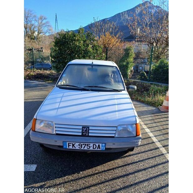 1990 بيجو 205-44305878