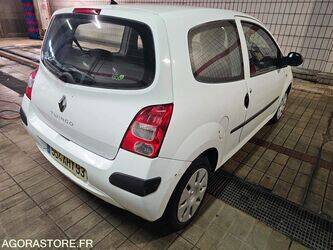 2008-renault-twingo-1394597-44306025