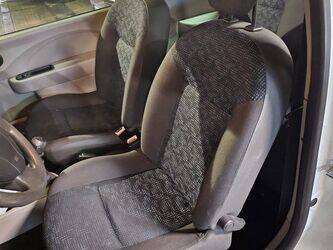 2008-renault-twingo-1394597-44306028