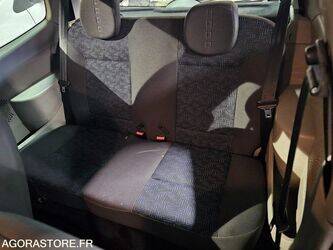 2008-renault-twingo-1394597-44306034