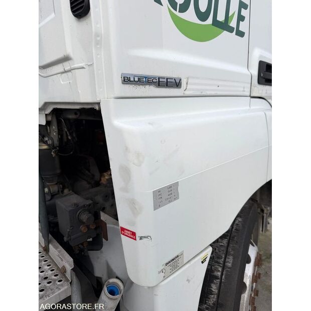 2013 Mercedes-Benz CAMION-44306088