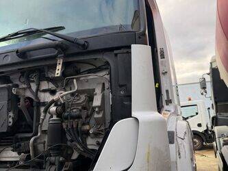 2013-mercedes-benz-camion-1394601-44306089