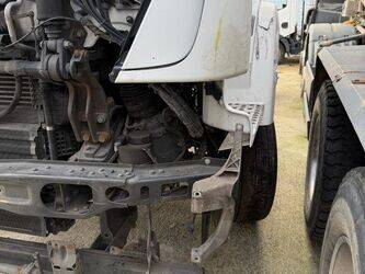 2013-mercedes-benz-camion-1394601-44306091