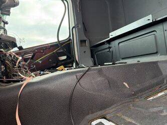 2013-mercedes-benz-camion-1394601-44306093