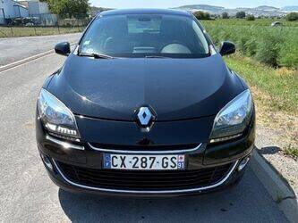 2013-renault-megane-1394604-44306104