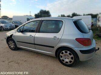 2004-peugeot-307-1394625-44306326