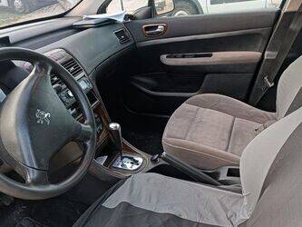 2004-peugeot-307-1394625-44306331