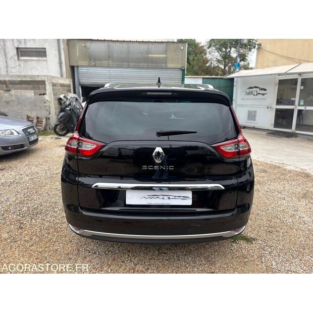 2022 رينو Megane-44306802