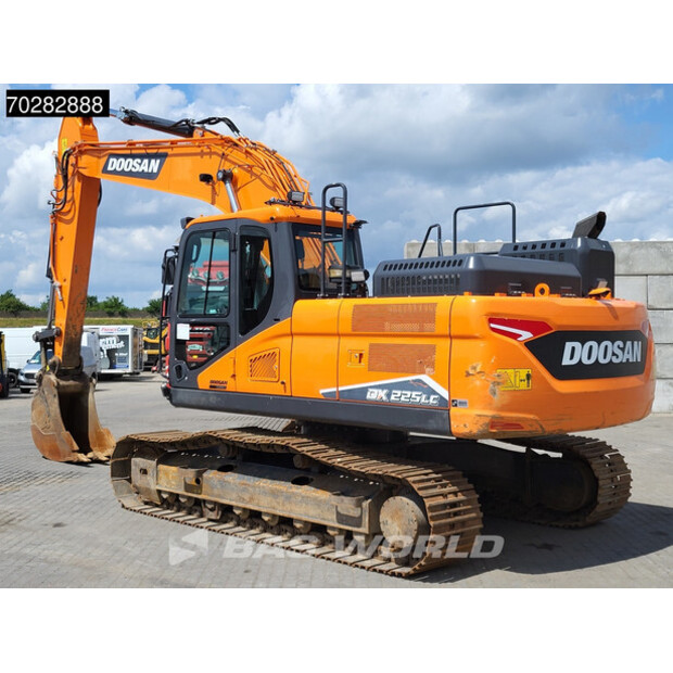 2022 Doosan DX225LC-7-44307415