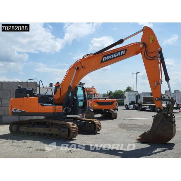 2022 Doosan DX225LC-7-44307439