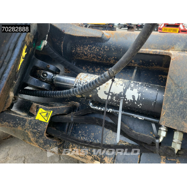 2022 Doosan DX225LC-7-44307504