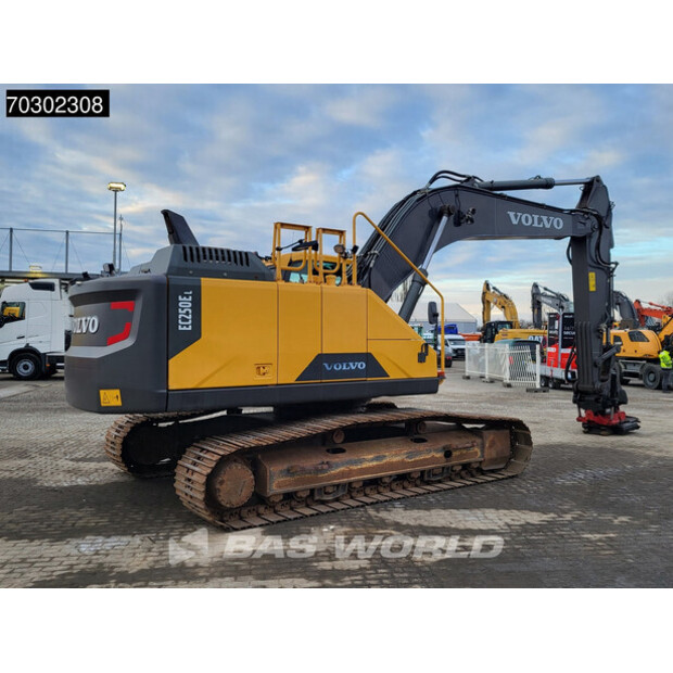 2015 Volvo EC250EL-44307668