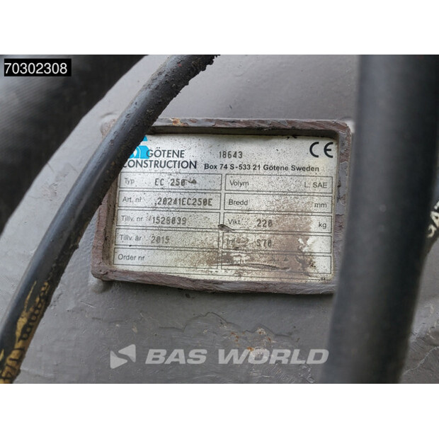 2015 Volvo EC250EL-44307680