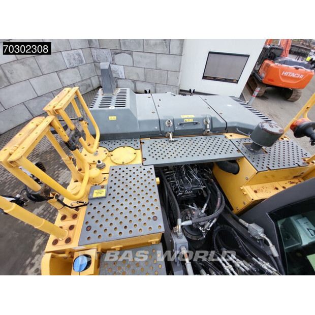 2015 Volvo EC250EL-44307681