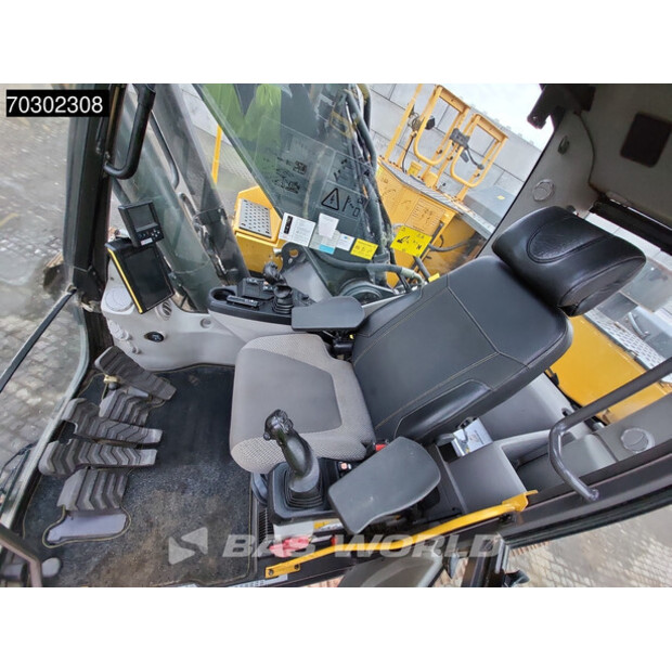 2015 Volvo EC250EL-44307695