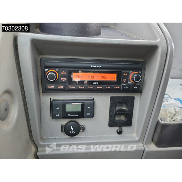 2015 Volvo EC250EL-44307702