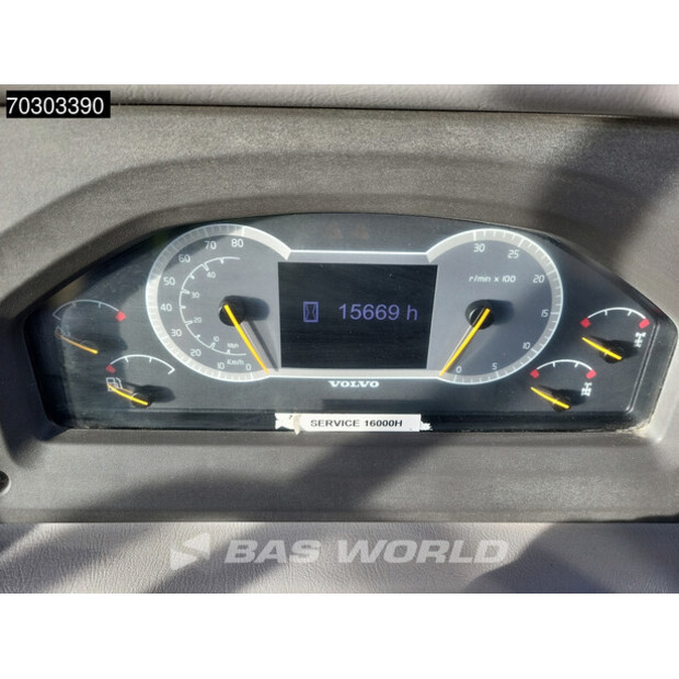 2011 فولفو A30F-44307744