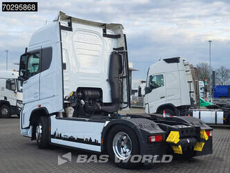 2022-ford-f-max-500-1394692-44307786