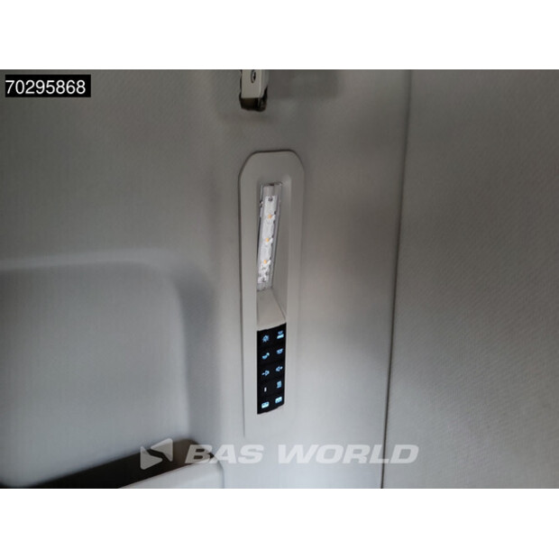 2022 Ford F-Max 500-44307810