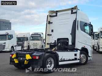 2022-ford-f-max-500-1394693-44307828