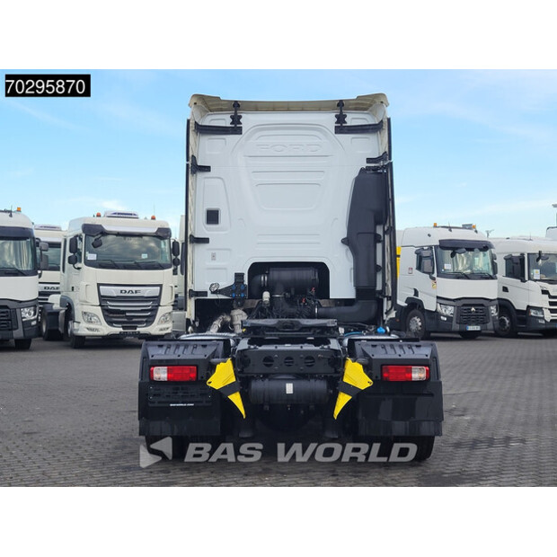 2022 Ford F-Max 500-44307833