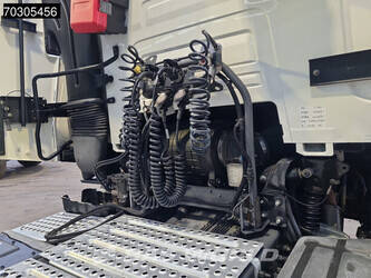 2017-renault-t430-1394697-44307972