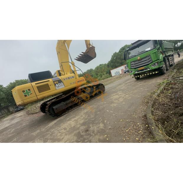 2021 Komatsu PC400-8R-44308256