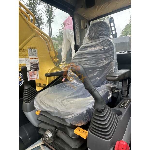 2021 Komatsu PC400-8R-44308264