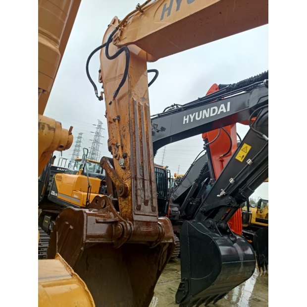 2022 Hyundai 305LC-9T-44308338