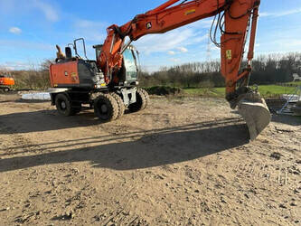 2016-hitachi-zx170w-5b-1394729-44308458