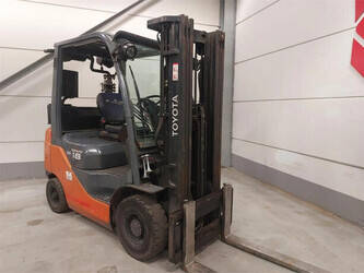 2013-toyota-02-8fdf18-1381698-44308630