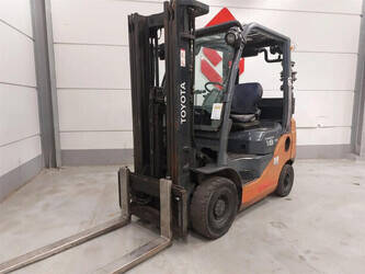 2013-toyota-02-8fdf18-1381698-44308631