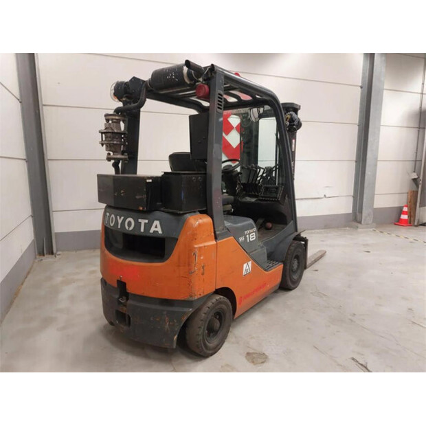 2013 Toyota 02-8FDF18-44308633