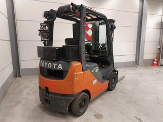2013-toyota-02-8fdf18-1381698-44308633