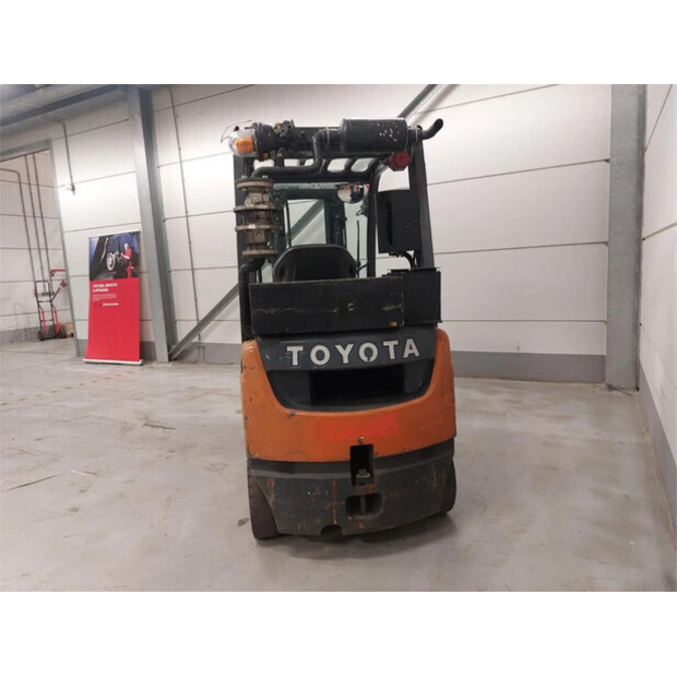 2013 Toyota 02-8FDF18-44308635