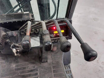 2013-toyota-02-8fdf18-1381698-44308637